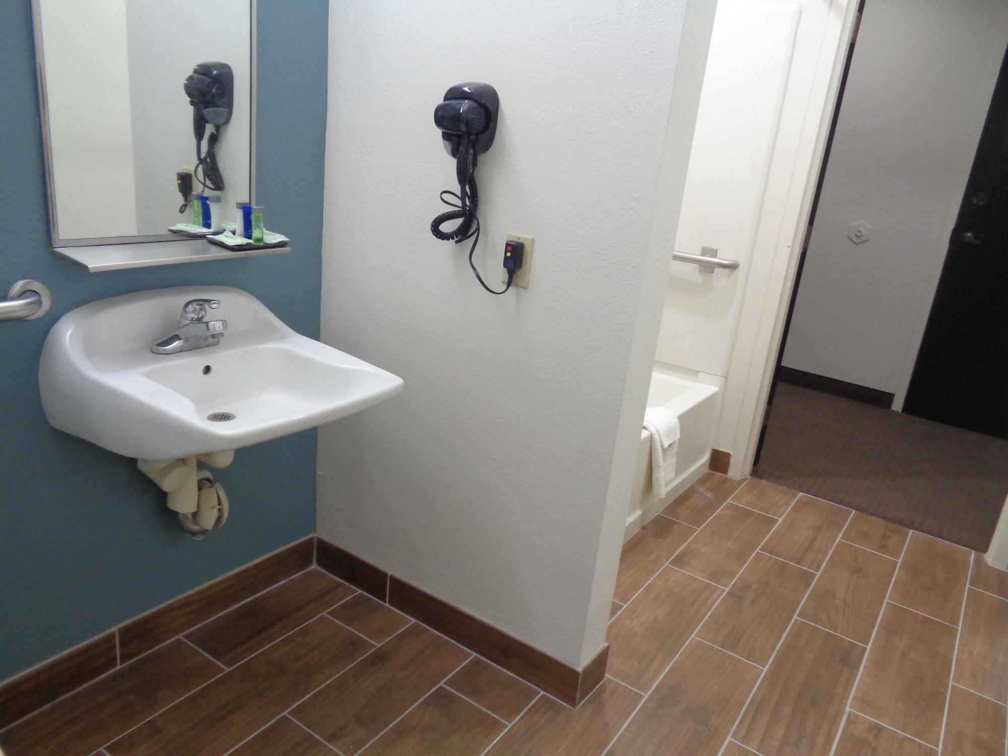 Sleep Inn & Suites Tallahassee-Capitol Екстер'єр фото