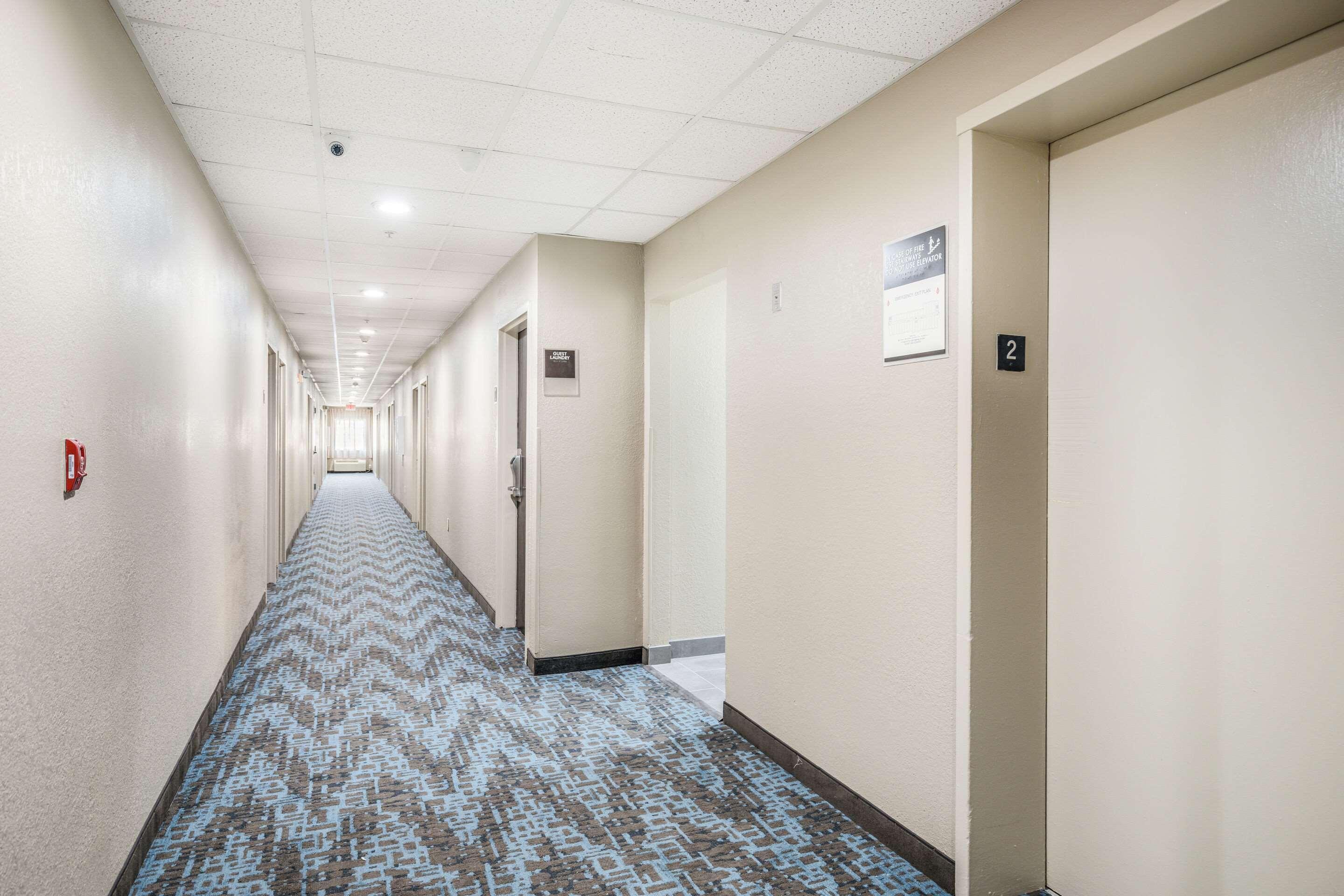 Sleep Inn & Suites Tallahassee-Capitol Екстер'єр фото