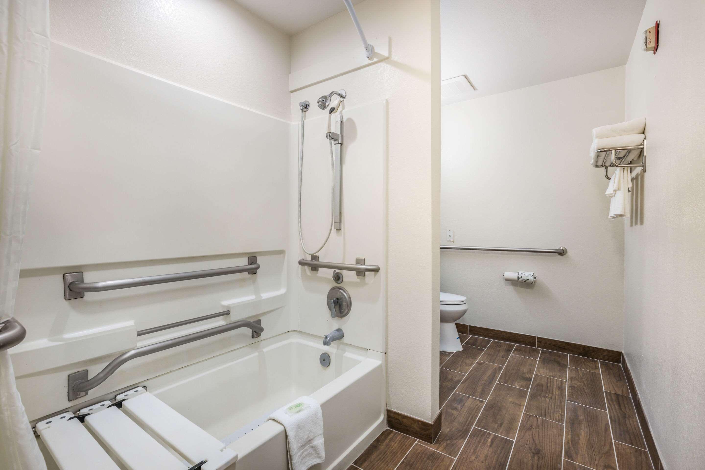 Sleep Inn & Suites Tallahassee-Capitol Екстер'єр фото